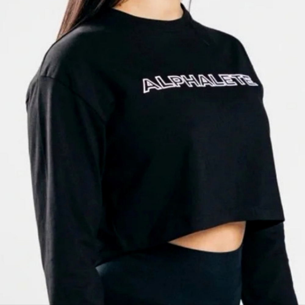 Alphalete NWOT Black Long Sleeve Tee